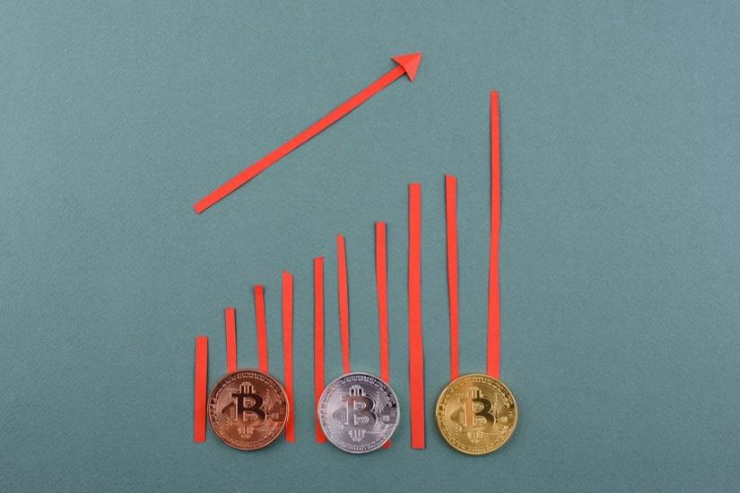 O imagine care conține ac, lumânare

Descriere generată automat